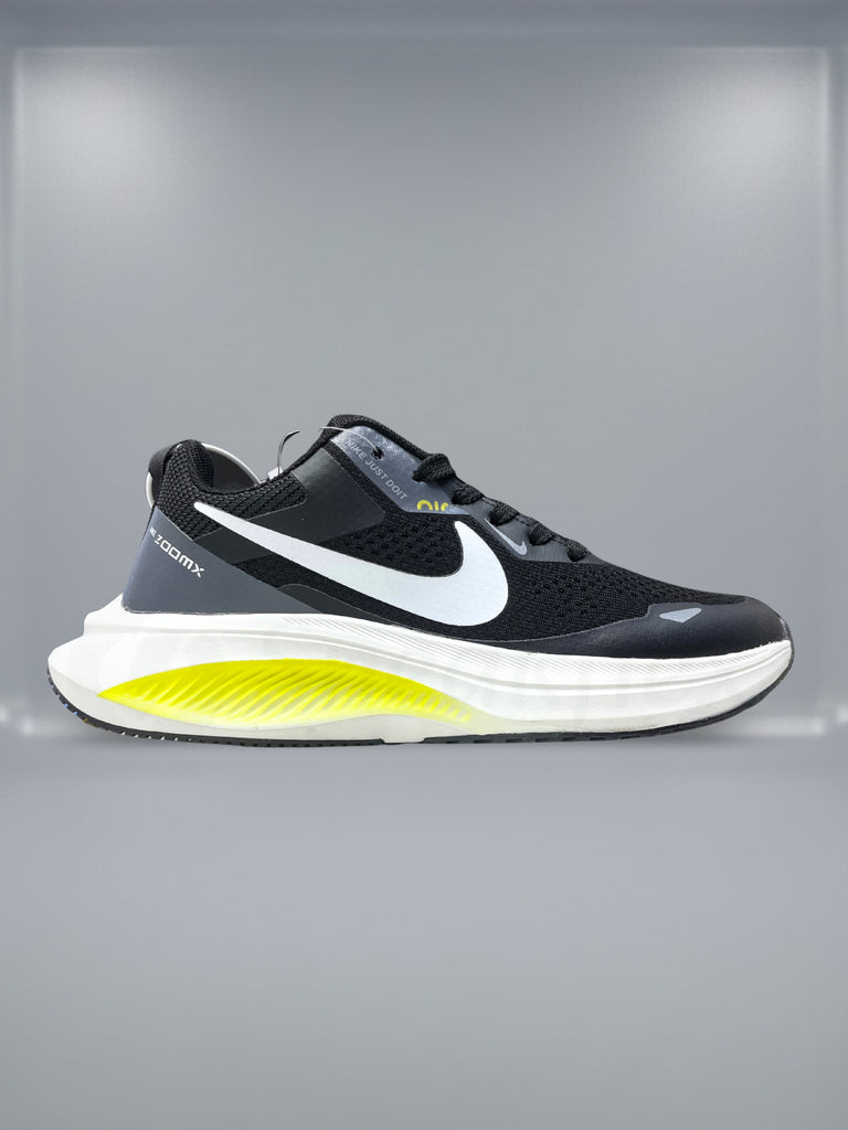 nike running shoes zoomx