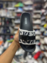 Skechers Hypers Burst slippers
