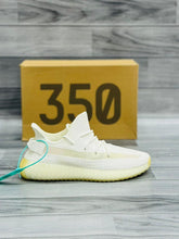 Adid - Yeezy Boost 350 V2