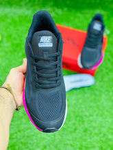 NKE - Air Zoom Victory Tour 3