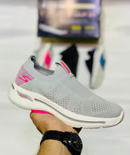 Sketchers Slip-ins Max Cushioning Arch Fit 2.0 Womens
