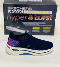 Sketchers Slip-ins Max Cushioning Arch Fit 2.0 Womens
