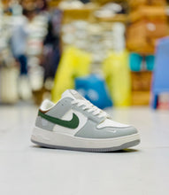 NKE - SB Dunk Low
