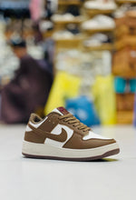 NKE - SB Dunk Low