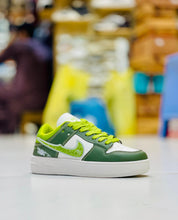 Women's Casual Sneakers