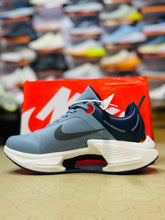 NKE - Air Zoom Tempo NEXT% FlyEase