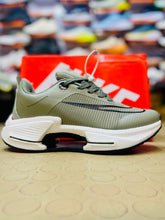 NKE - Air Zoom Tempo NEXT% FlyEase