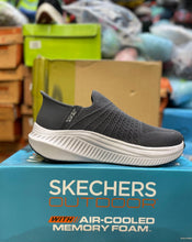 Skechers Hyper SLIPS-IN Arch