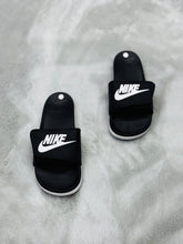 NKE - Victory One Slide