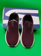 Skechers Max Cushioning Endeavour