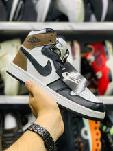 NKE - Air Jordan 1 High G V1