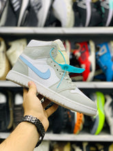 NKE - Air Jordan 1 High G V1