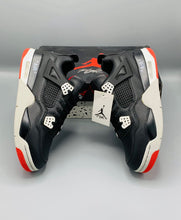 NKE - Air Jordan 4 Military Version