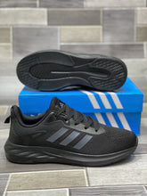 Adiddas - Running Shoes