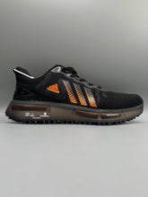 Adiddas - Sikaige Sneakers