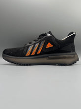 Adiddas - Sikaige Sneakers