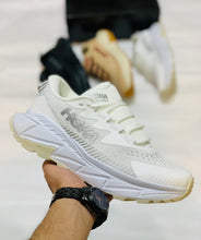 HOKA - Skyline-Float X