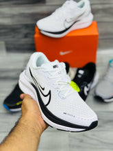 NKE - Air Alpha Zoom Runners