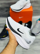 NKE - Air Alpha Zoom Runners