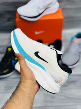 NKE - Air Alpha Zoom Runners