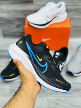 NKE - Air Alpha Zoom Runners