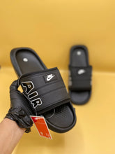 NKE - Air Max Cirro Slides