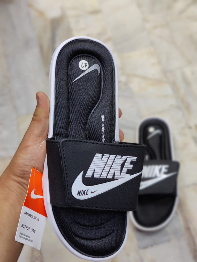 NKE Victori One Slides Sneakflex Sneakflex.pk