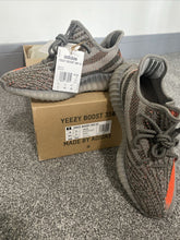 Adid - Yeezy Boost 350 V2 - Beluga