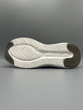 Sketcher - Slip-ins Max Cushioning Hyper Burst