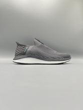 Sketchers- Archfit Carbon Infused
