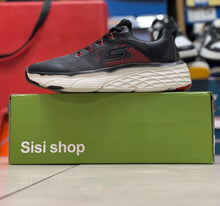 Sketchers - Athletic Sneakers