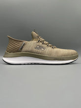 Sketchers - Carbon Infused Slip-Ins