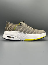 Sketchers - Distance Walker 2-0