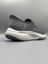 Sketchers - Slip-ins Relaxed Fit