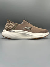 Sketchers hand free SLIP-INS MAX CUSHION 2-0 (Premium Batch)