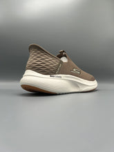 Sketchers hand free SLIP-INS MAX CUSHION 2-0 (Premium Batch)