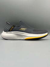 Sketchers - Slip-ins Relaxed Fit