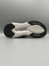 Sketchers - Slip-ins Relaxed Fit