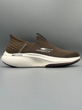 Sketchers hand free SLIP-INS MAX CUSHION 2-0 (Premium Batch)