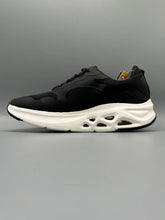 Sketchers - ShadowCush Slip-On