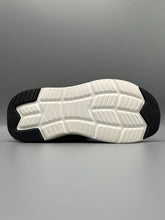 Sketchers - ShadowCush Slip-On