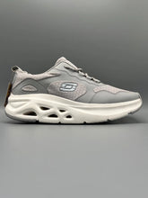 Sketchers - ShadowCush Slip-On