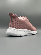 Women's Breezy Trainers