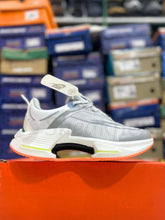 NKE - Air Zoom Tempo NEXT% FlyEase