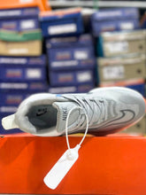 NKE - Air Zoom Tempo NEXT% FlyEase