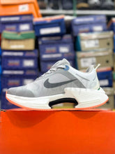 NKE - Air Zoom Tempo NEXT% FlyEase