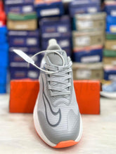 NKE - Air Zoom Tempo NEXT% FlyEase