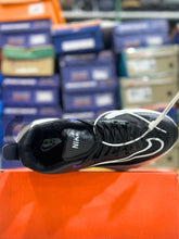 NKE - Air Zoom Tempo NEXT% FlyEase