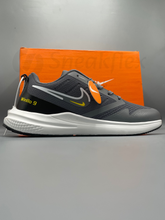 Nike Revolution 9