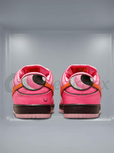 Nike SB Dunk Low Pro x Powerpuff Girls Blossom